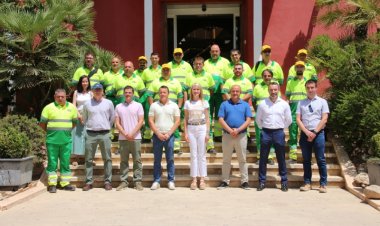 El Ayuntamiento de Alhama pone en marcha el nuevo servicio de recogida de residuos y limpieza viaria