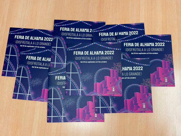 Todas aquellas personas que no hayan recibido en su domicilio el libro de la #FeriaAlhama2022 ni el papel, pueden pasar por la concejalía de Festejos (Casa de la Cultura), la oficina de Turismo o por el edificio del Ayuntamiento a llevarse un ejemplar.