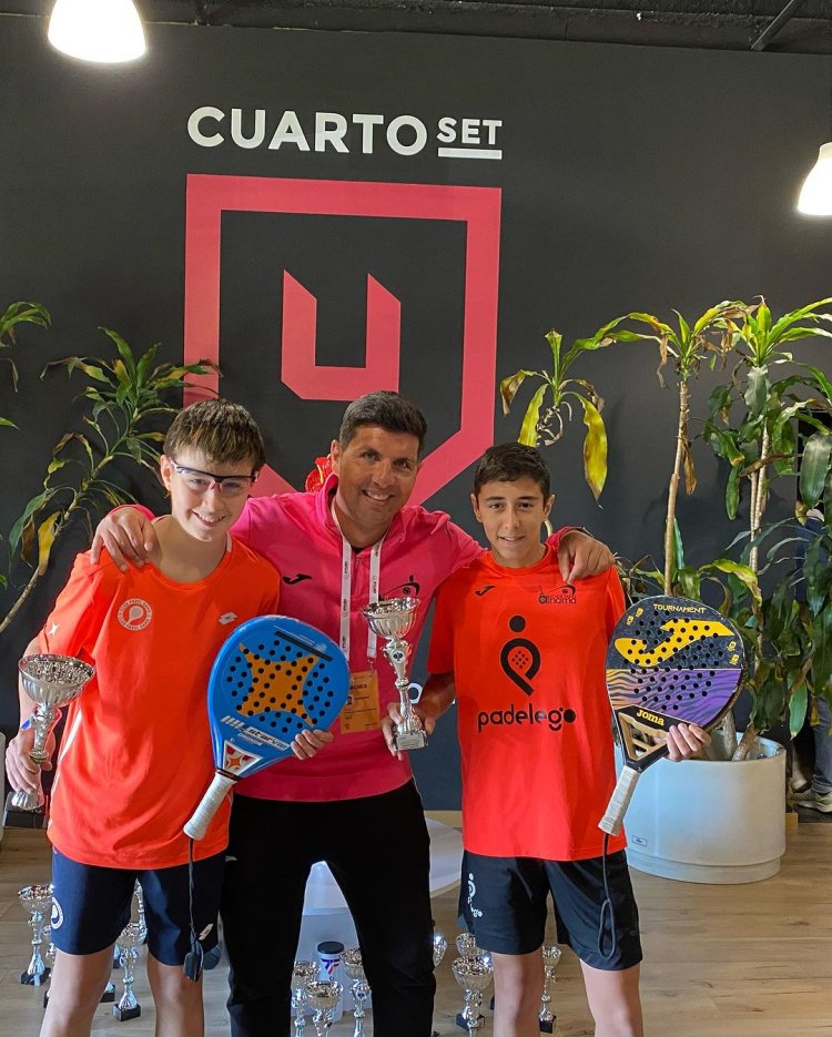 ¡Estamos muy orgullosos de anunciar que nuestros chicos del club de pádel Alhama han clasificado para el Mundial de Pádel de Paraguay!