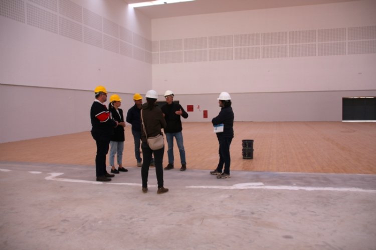 Revisión de la obra del pabellón de El Praíco en Alhama de Murcia