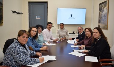 El Ayuntamiento y las AMPAS de los colegios públicos renuevan el Programa Municipal de Ocio y Tiempo Libre para el curso 2024/2025