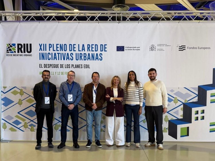 Alhama participa en el Encuentro Nacional de la Red de Iniciativas Urbanas