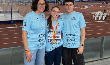 La atleta del Club Atletismo Alhama, Daniela Sánchez Hernández, se ha proclamado campeona de España de 300ml. en el 'Campeonato de España Sub16 Short Track', que se celebra este fin de semana en Salamanc