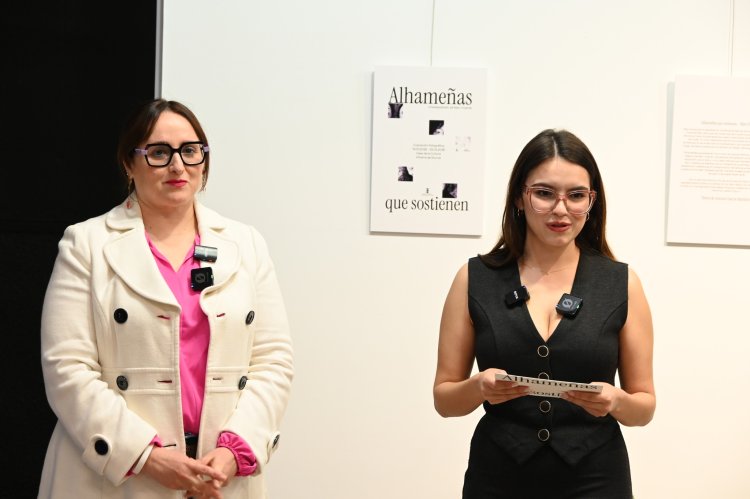 La exposición fotográfica Alhameñas que sostienen, de Mavi Vicente, forma parte de la programación organizada con motivo del 8 de marzo, Día Internacional de la Mujer.