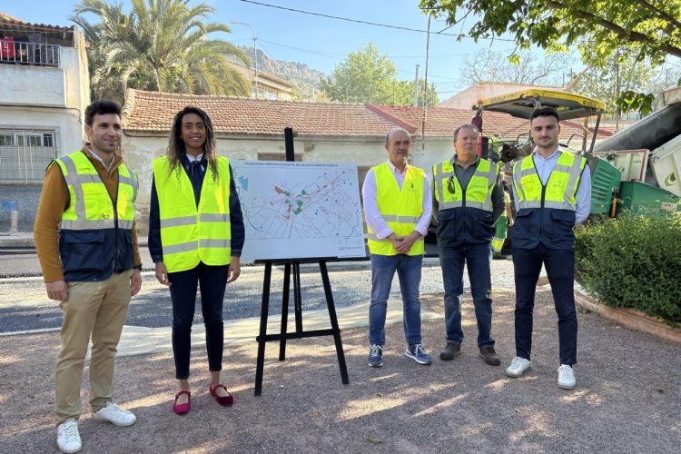 Comienzan los trabajos de asfaltado en el barrio de San Andrés