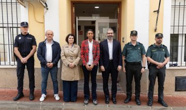 El delegado del Gobierno subraya en Alhama la eficacia de la coordinación en seguridad que sitúa la criminalidad por debajo de la media regional