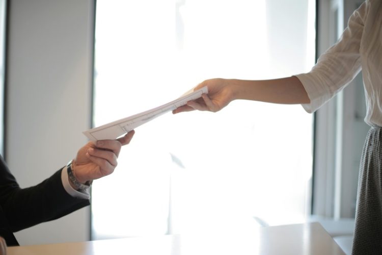 El SEF prepara un informe en colaboración con 770 empresas para ajustar la formación al empleo