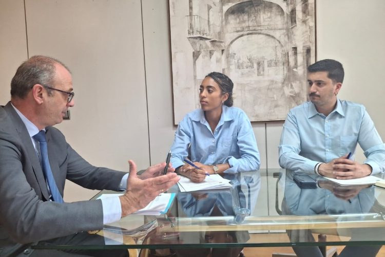 El Ayuntamiento vuelve a llevar a Educación las reivindicaciones pendientes de los centros educativos de Alhama