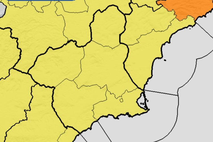 La AEMET emite aviso amarillo por lluvia (20 litros en una hora) y tormentas para mañana en toda la Región