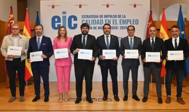 Presentada la nueva Estrategia de Empleo de la Región con más de 400 millones y el objetivo de reducir la tasa de paro por debajo del 10 por ciento