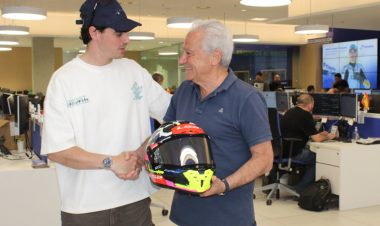 Primafrio recibe la visita de Fermín Aldeguer tras renovar su colaboración una temporada más