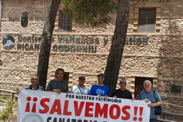 Aprueban en Asamblea iniciar acciones legales, para tratar de salvar de la ruina el antiguo Sanatorio Escuela Hogar de Sierra Espuña, ante el Defensor del Pueblo y la Fiscalía