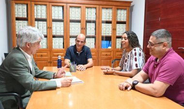 El Ayuntamiento de Alhama de Murcia formaliza la escritura de las antiguas oficinas de Polaris World tras un complejo proceso judicial para saldar deudas tributarias.
