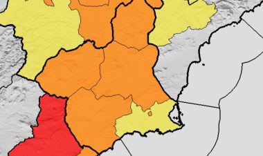 Alhama de Murcia mantiene activado el PEMU ante el aviso naranja por temperaturas de hasta 42 ºC