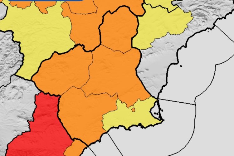 Alhama de Murcia mantiene activado el PEMU ante el aviso naranja por temperaturas de hasta 42 ºC