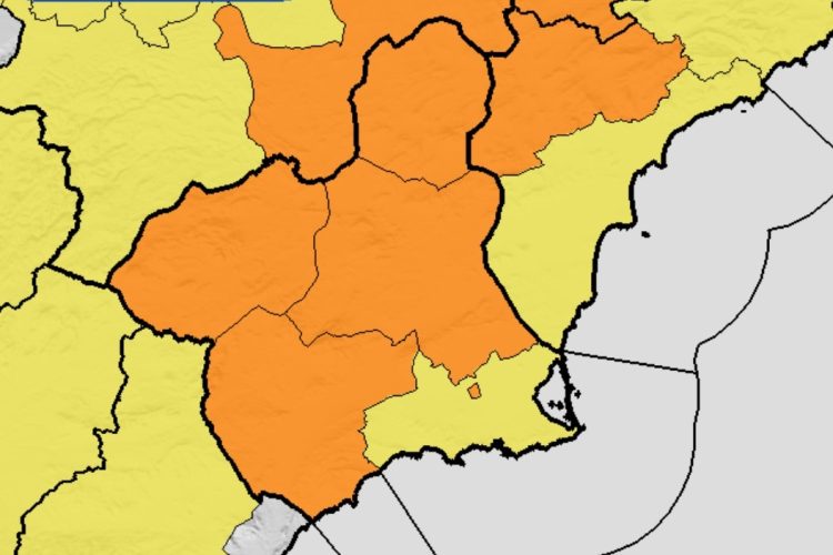 El Ayuntamiento activa el Plan de Emergencia Municipal ante el aviso naranja por altas temperaturas y el riesgo de incendio