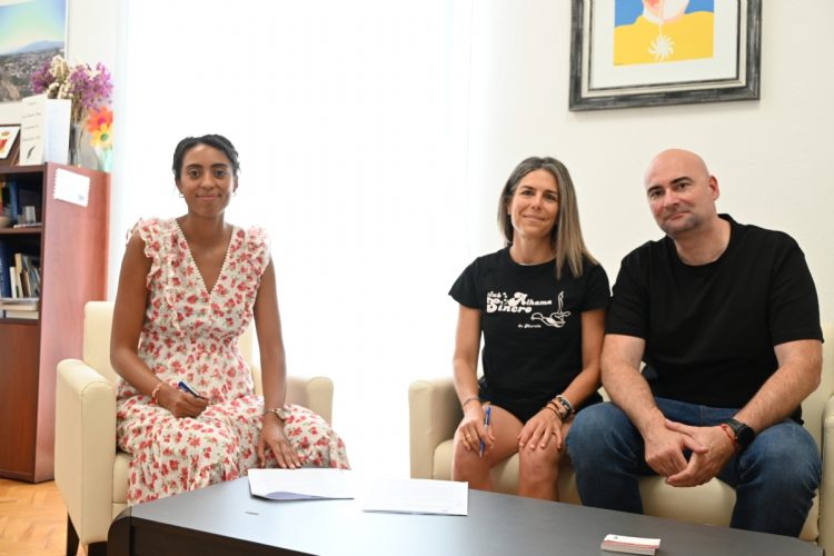 El Ayuntamiento renueva por dos años su colaboración con el Club Sincro Alhama