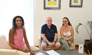 El Ayuntamiento renueva su convenio de colaboración con la asociación Proayuda Alimentaria “Un poco es mucho” para atender situaciones de necesidad urgente