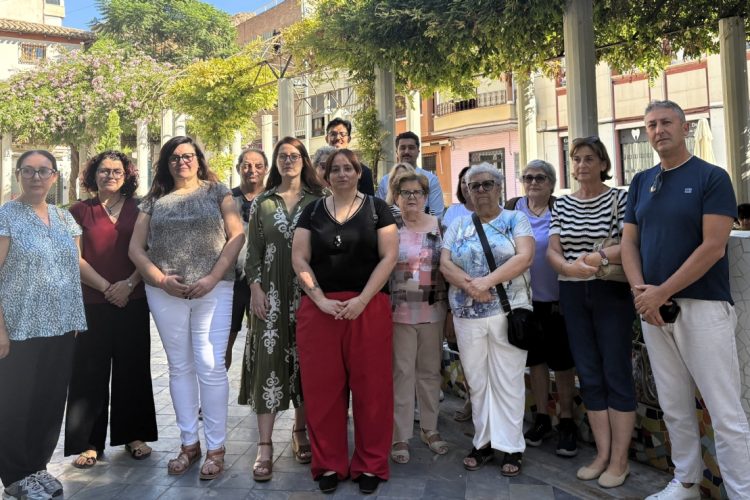 El Día Internacional contra la Explotación Sexual y la Trata reúne a asociaciones y ciudadanía en Alhama de Murcia