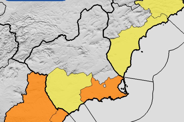 Meteorología mantiene el aviso naranja por lluvia (30 litros en una hora) para hoy y lo amplía hasta primera hora de mañana jueves