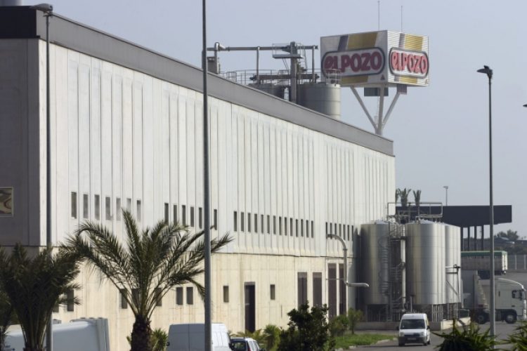 Grupo Fuertes adquiere la empresa Nutrave y se afianza en el sector del pollo