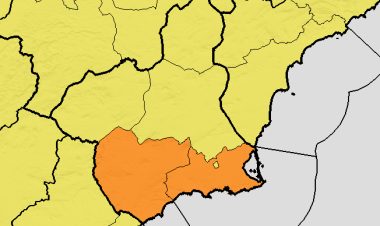 La AEMET advierte de nivel naranja por lluvia mañana sábado en el Campo de Cartagena y Guadalentín, donde se esperan 30 litros por metro cuadrado en una hora.