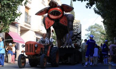 Puerorum gana el concurso de carrozas de la Feria de Alhama 2026 en un desfile lleno de creatividad y participación